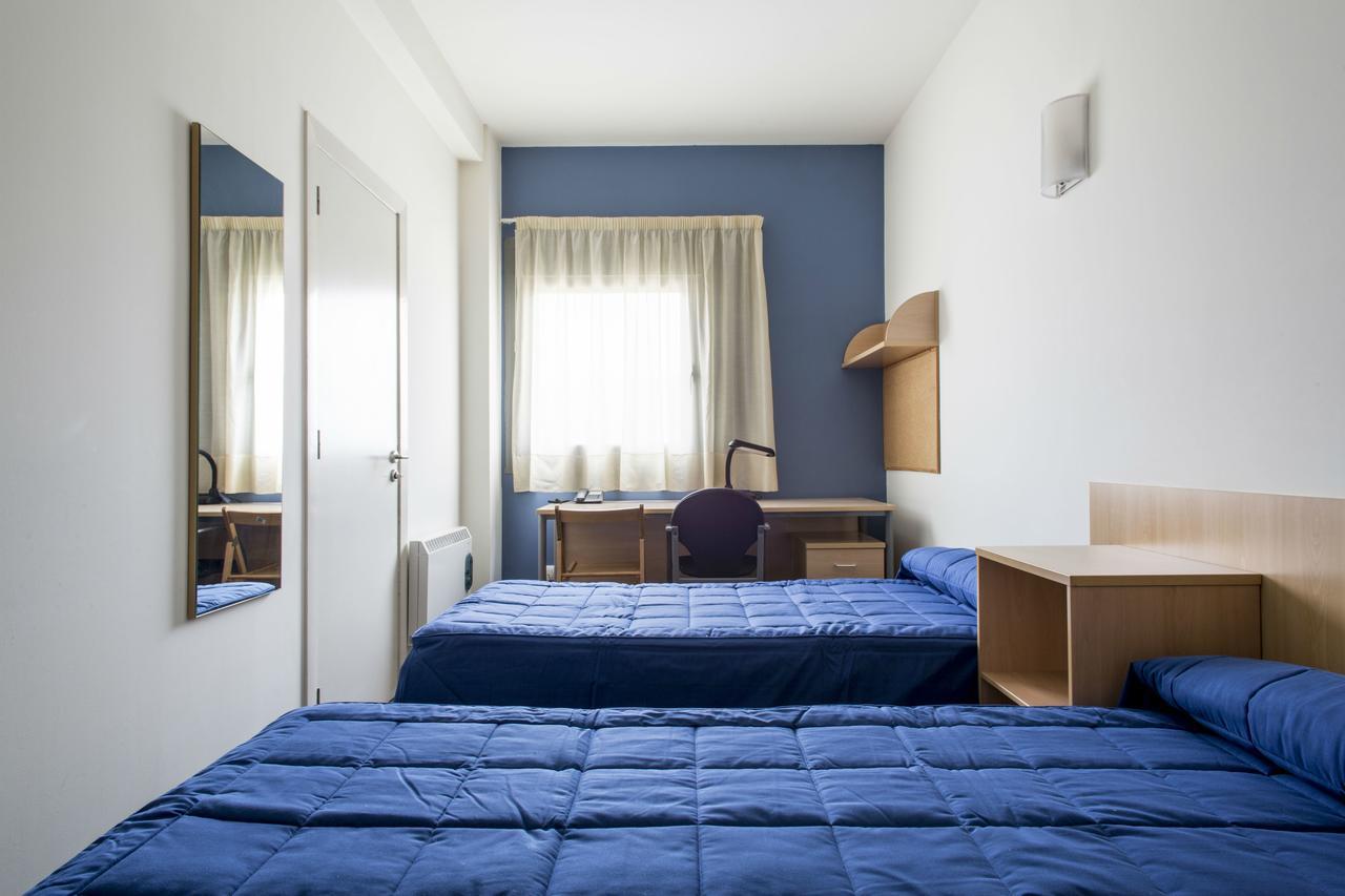 Residencia Universitaria Resa As Burgas Оуренсе Екстериор снимка